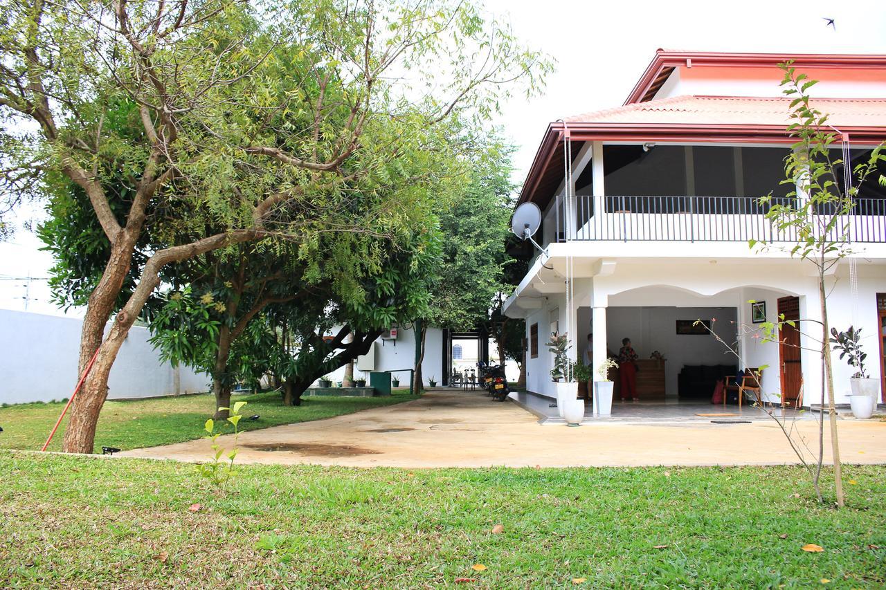 Freedom Village Dambulla Esterno foto